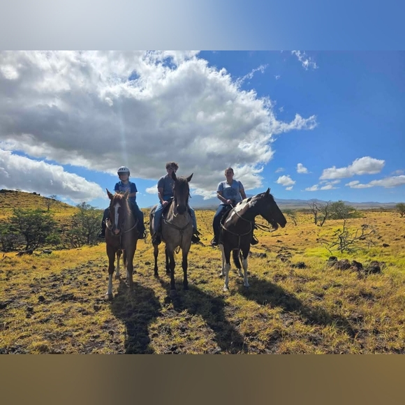 Kapua's (aka "Kap") Live Share Show - Picture 6 of 13